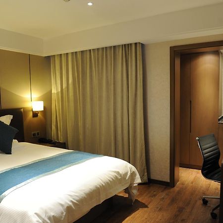Atour X Hotel Shanghai Hongqiao Airport Konggang Road Eksteriør bilde